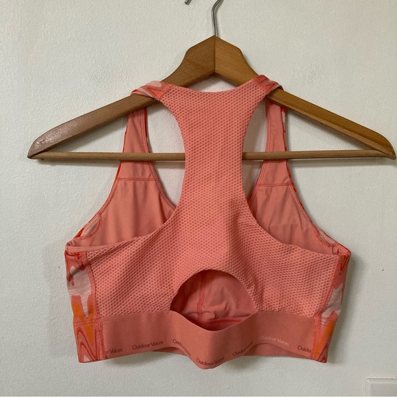 Outdoor Voices Doing Things Thrive Bra in Grapefruit Helios - Picture 8 of 9